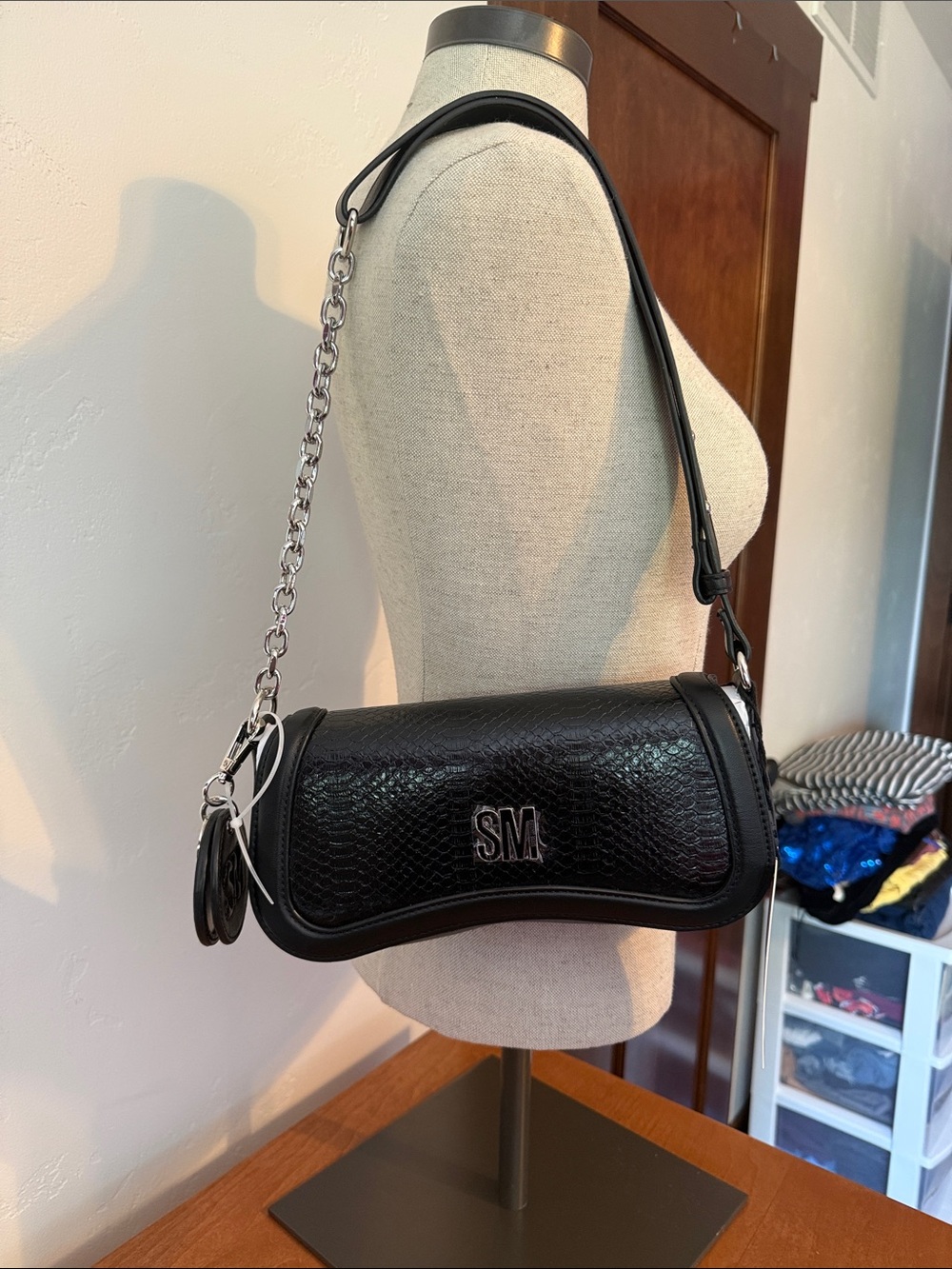 Steve Madden Black Textured Shoulder Bag with Chain Strap